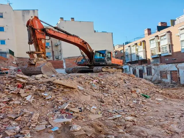 Demolición Técnica en Madrid: Guía de Ingeniería 2026.